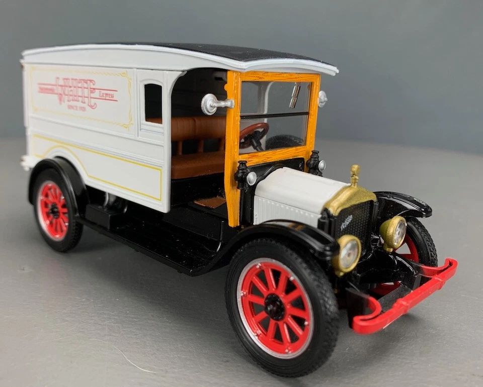 1/32 Signature Models Diecast 1920 White Van Express Delivery D0120 Foto 3 de 4