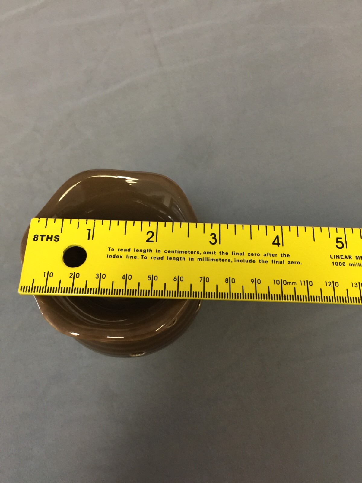 SCENTSY GROOVY BROWN WALL PLUG IN WAX WARMER RIBBED RETIRED / **TOP