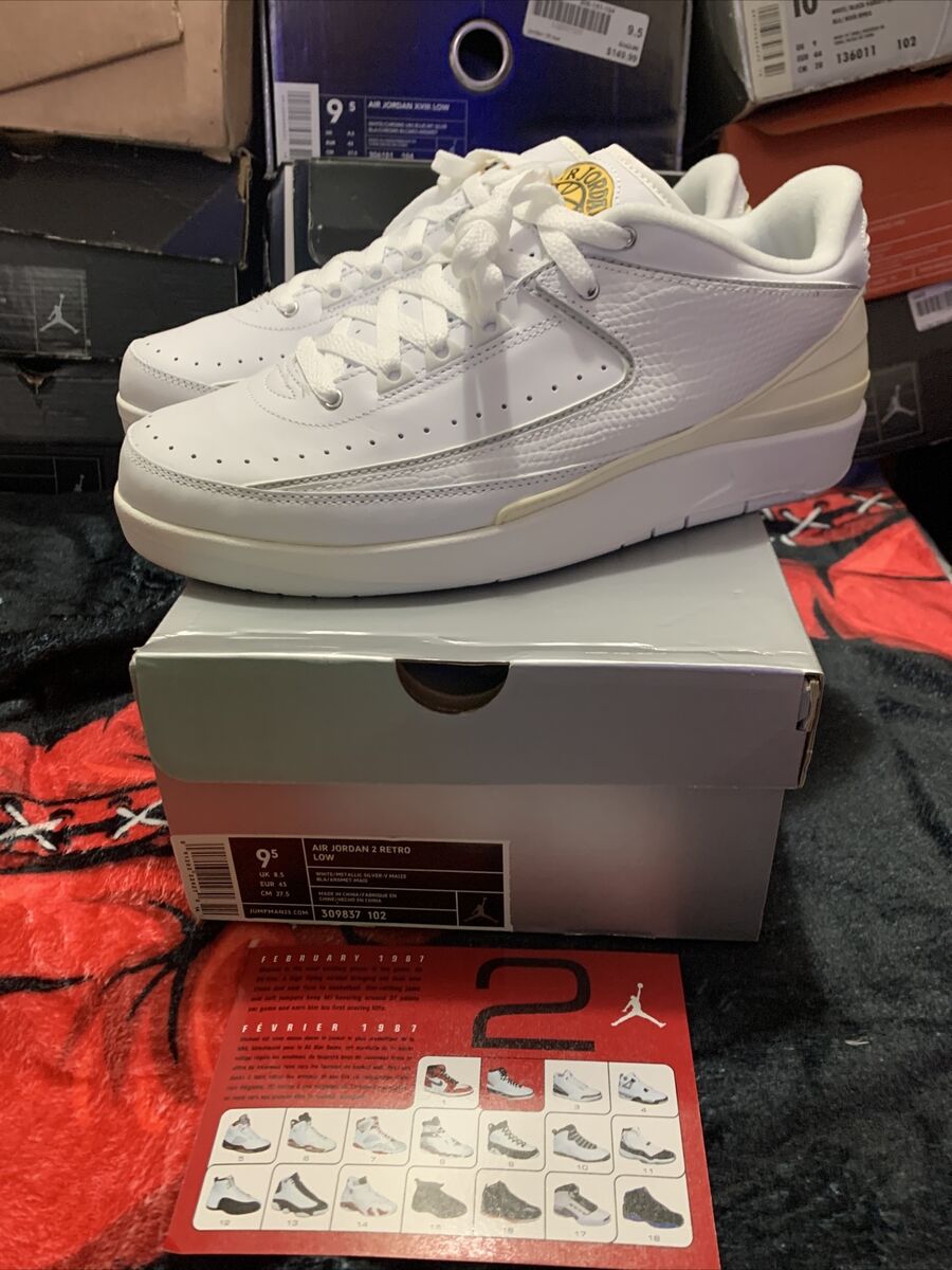 06 NIKE AIR JORDAN 2 RETRO LOW WHITE CHR SIL MAIZE BLK 06 NIKE AIR JORDAN 2 RETRO LOW WHITE CHR SIL MAIZE BLK