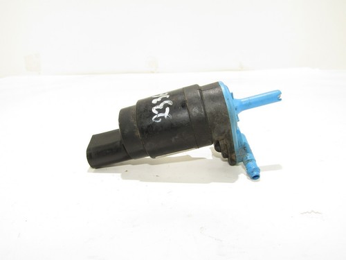 VW TRANSPORTER T5 Wischwasserpumpe window cleaner motor sprayer 8TW00684702