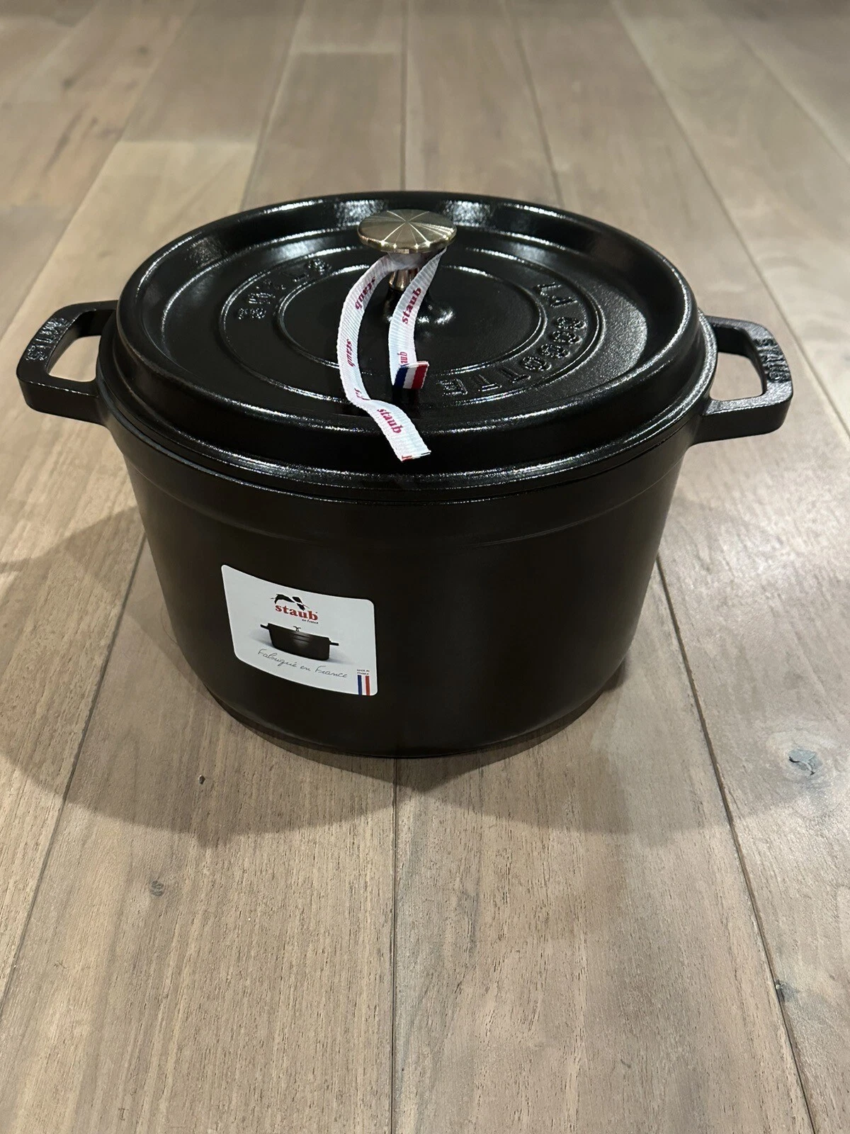 Staub Cast Iron Round Cocotte In Black 24 Cm