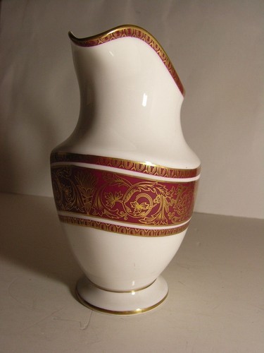 Royal Doulton Buckingham H4971 Tall Milk Jug / Creamer Burgandy & Gold on white - Picture 2 of 10