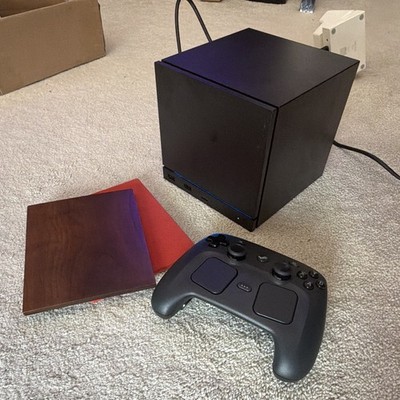  [ IN HAND ] Valve Steam Machine 2TB + Steam Controller & Faceplates  