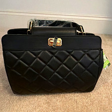 Badgley Mischka Black Quilted Satchel Top Han...