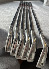 TaylorMade M4 Iron Set 5-PW (6 Clubs) Right-Handed Regular Graphite Shafts