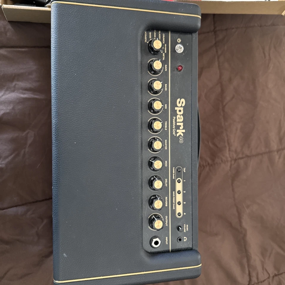 Positive Grid Spark 40 Electric Guitar Amplifier - Image 3 of 4