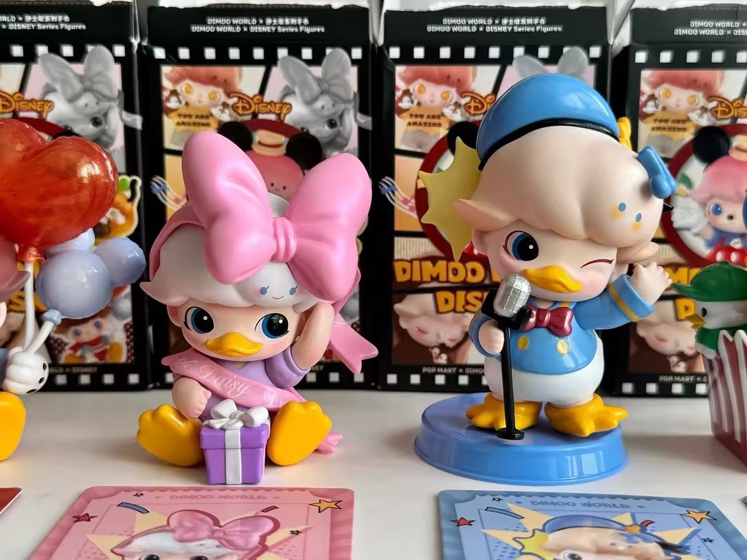 DIMOO WORLD × DISNEYシリーズ Daisy‘s Gift DIMOO x Disney Series Daisy's Gift – TOYSEZ