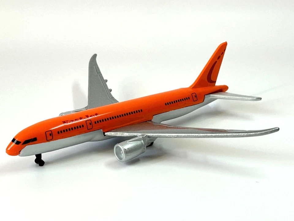 Boeing 787-8 avião americano modelo brinquedo laranja fundido escala 1:500 Maisto - Imagem 3 de 4