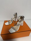 Foto 10 di 12