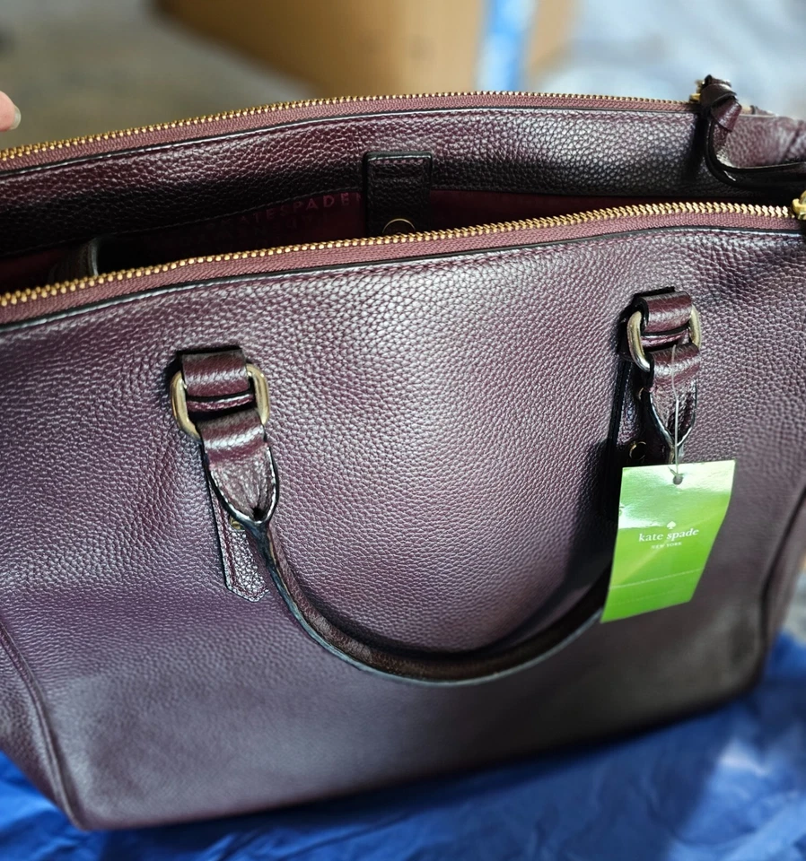 Bolso de Mano Kate Spade Mulberry Street Leighann Grande Borgoña Grano Guijarro Cuero Foto 2 de 4