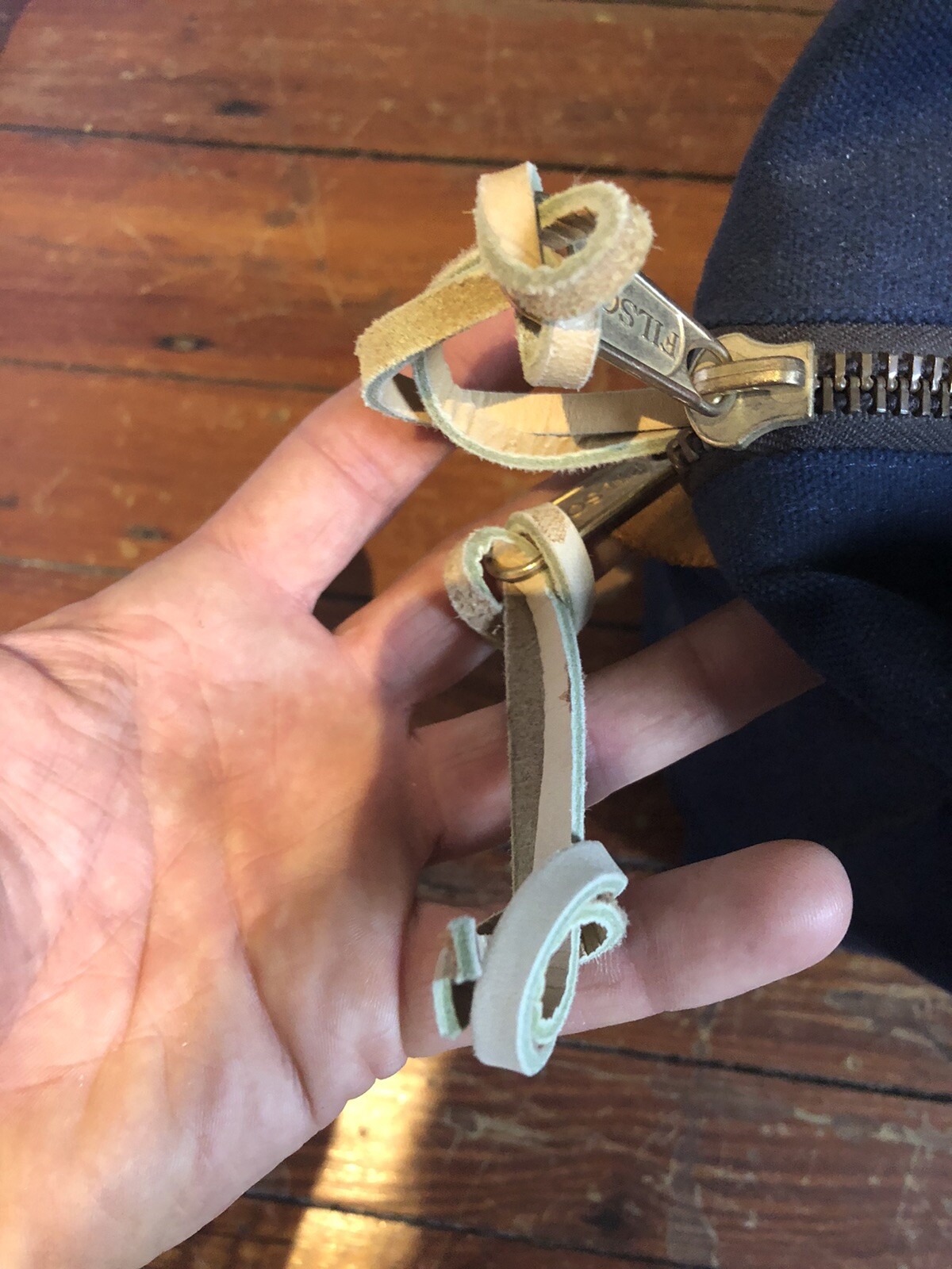 filson bag (navy) Gem