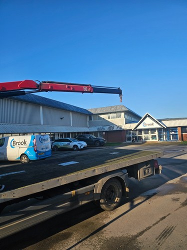 Mercedes 7.5 ton sleeper, flatbed with Fassi F50, Hiab crane - Picture 3 of 24