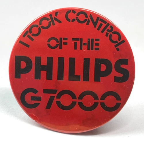 Philips G7000 Vintage Pin Badge Videopac Magnavox Odyssey 2 Home Video Console