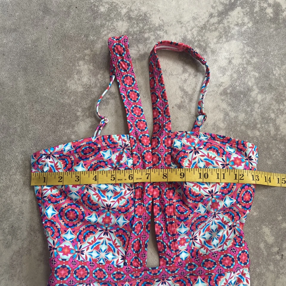 Terno de banho feminino Laundry by Shelli Segal tamanho pequeno uma peça mandala geo - Imagem 2 de 4