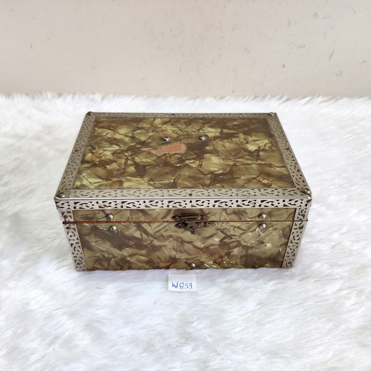 ＴＲＥＡＳＵＲＥ　ＢＯＸ 878834000547.jpg