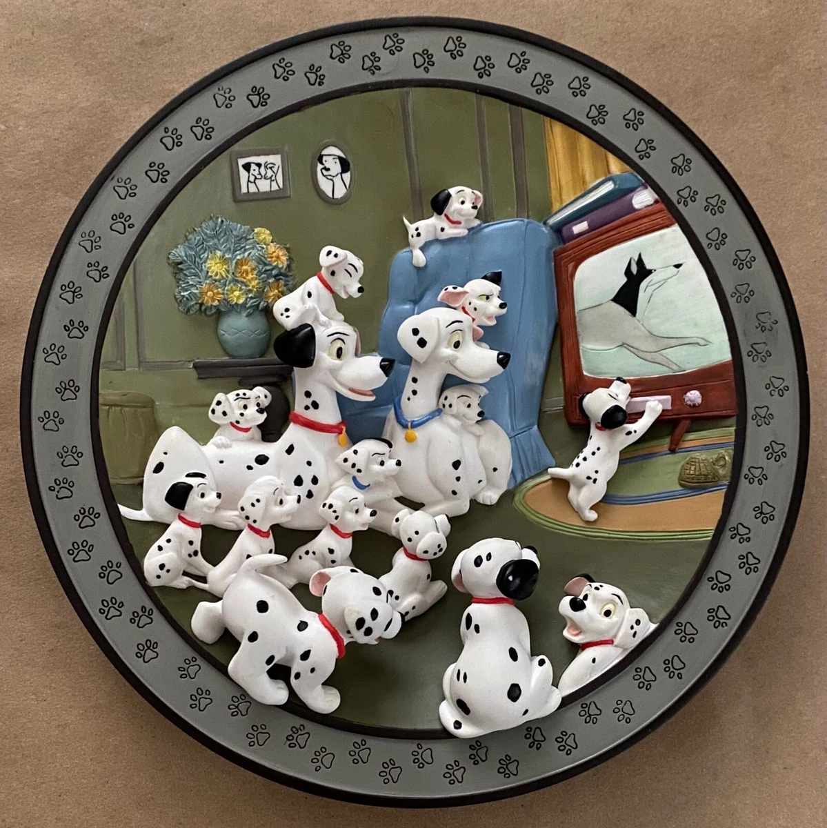 Disney 101 Dalmatians Plates (1968-Now) for sale | eBay