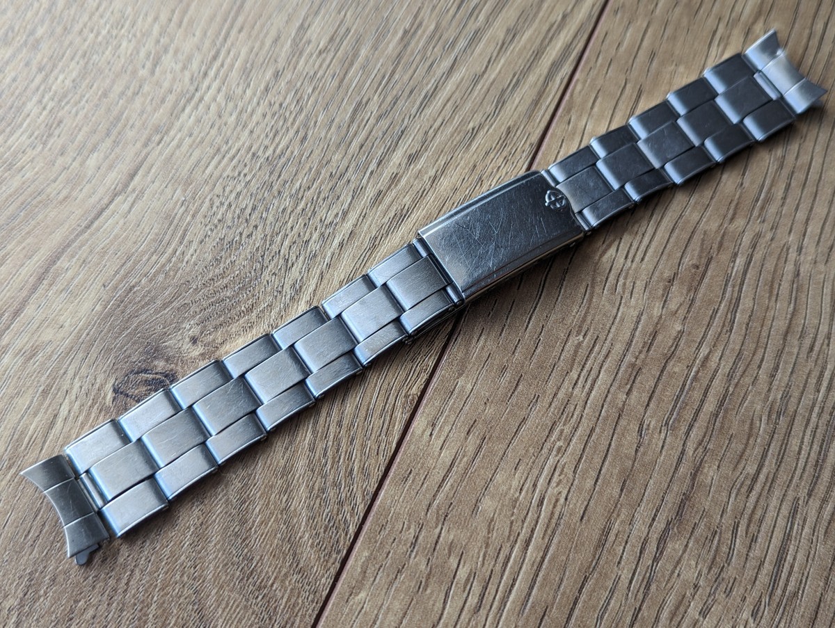 Vintage '7-63' Stamped Zodiac Sea Wolf 12 Link Riveted Oyster