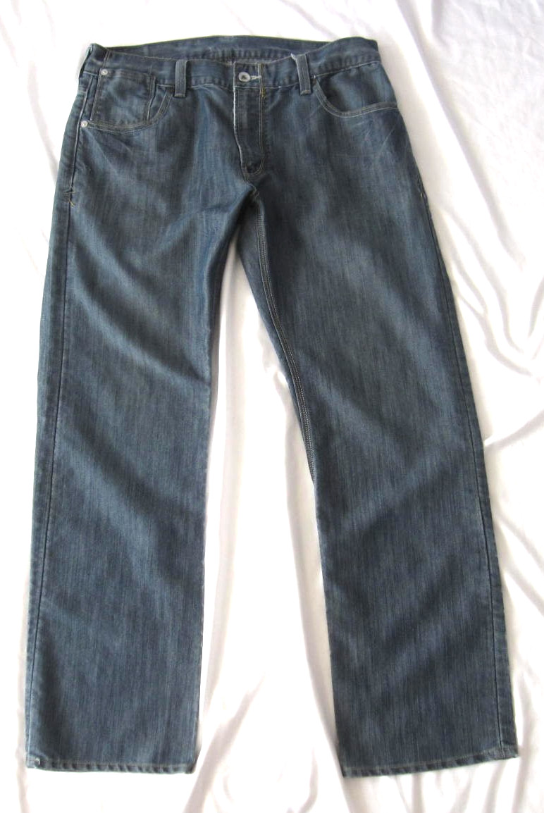 Levis 514 Denim Jeans Men Slim Straight Droit Classic Sz 36x32 (M498)