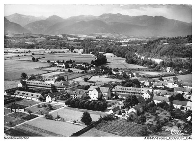 AXNP7-0607-64 - IGON - Aerial view - On kes pyrenees - The convent