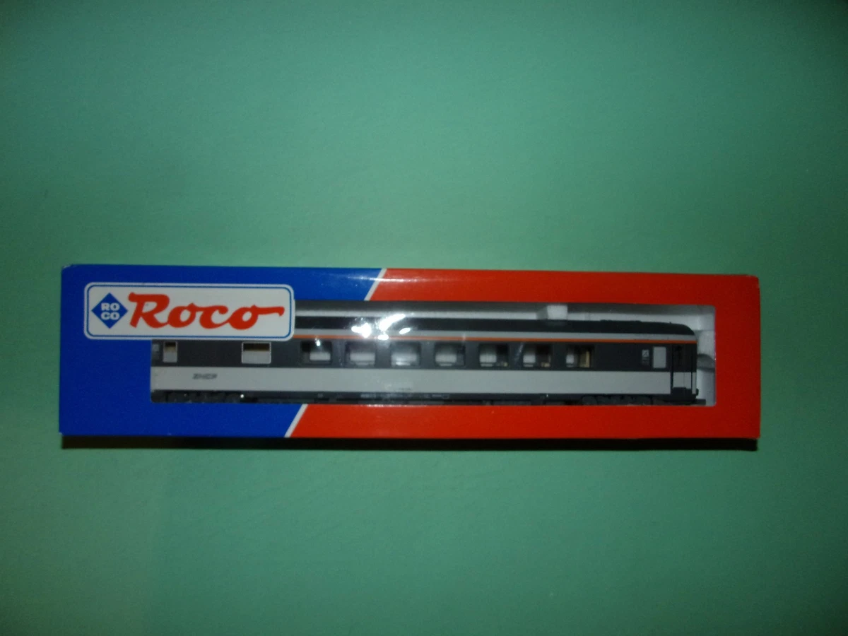 VOITURE CORAIL 2ÈME SNCF - Roco H0 1/100e EUR 28,00 - FR