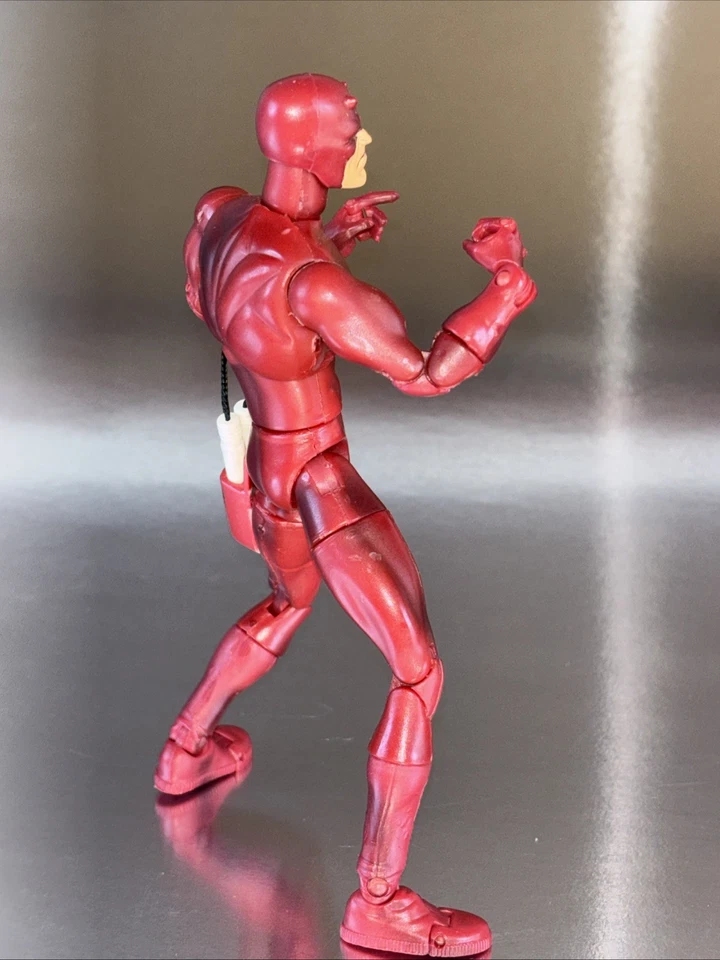 Figura de acción vintage ToyBiz Marvel Dare Devil 2001 6" Foto 4 de 4