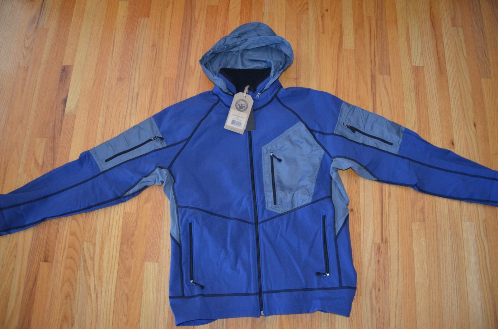 U.S. Military Surplus Beyond Helios Rig Operators Softshell Jacket, sz LG