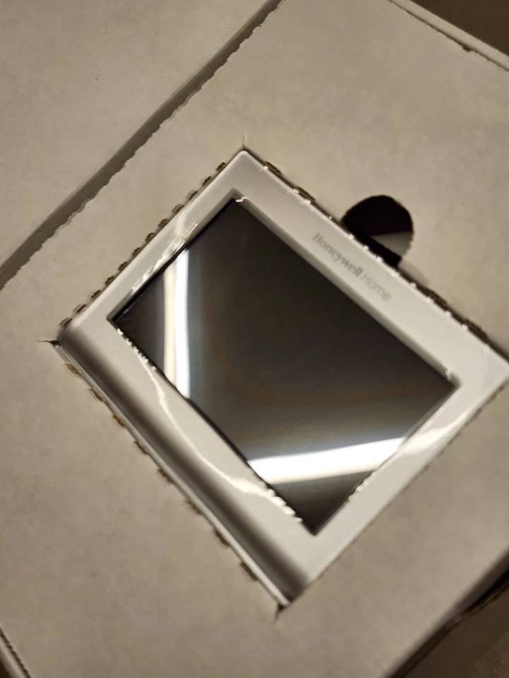 Honeywell Home Rth9600wf Smart Color Thermostat Energy Star Wi-fi Programmable - Image 4 of 4