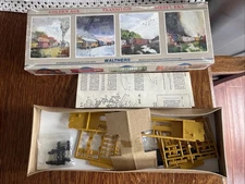 Walthers Kit 932-3900: 70’ Thrall Double Stack RR Car Single Unit NOS