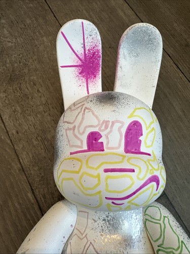 Qee Bunny’s Custom By Famous Artists Nasty & Unknown 1 Of 1 - Vinyl Figures Sign - Bild 7 von 9