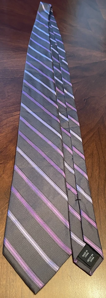 Apt. 9 Gray Purple 100% Silk Men’s Neck Tie Made In China - Image 3 of 4