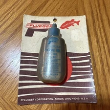 VINTAGE PFLUEGER SPEEDE REEL OIL No. 380 1 Fl. Oz. NOS