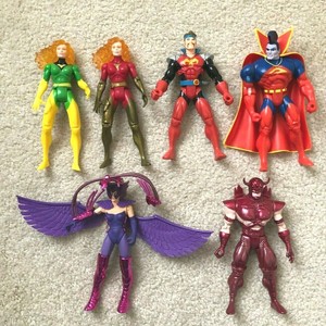 saga action figures