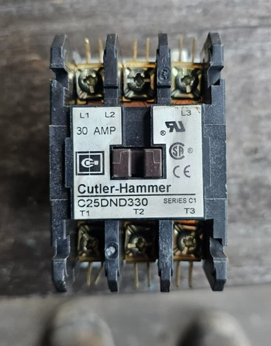 30 Amp Cutler Hammer C25DND330 Contactor Series C1