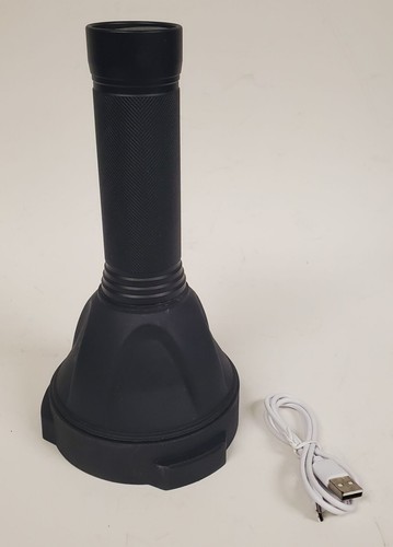 CREE XPH50 Multifunction Flashlight W572 - Picture 4 of 6