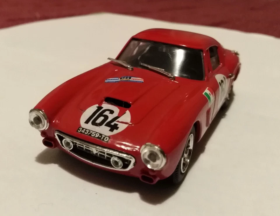 BANG 1:43 FERRARI 250 SWB MADEYRO TOUR DE FRANCE 1960 NO BOX NO TECA - Immagine 2 di 4