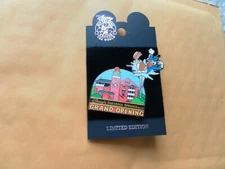 Disney Vacation Club DVC Saratoga Springs Resort Angry Donald Duck Pin