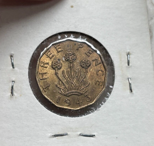 1943 Great Britain 3 Pence - Brass bg