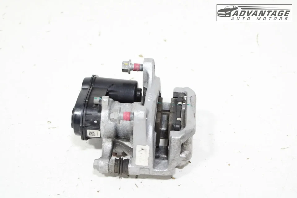 PINZA DE FRENO ABS DISCO TRASERO IZQUIERDO CHEVROLET TRAX 2024 1,2 L TRACCIÓN DELANTERA OEM Foto 4 de 4