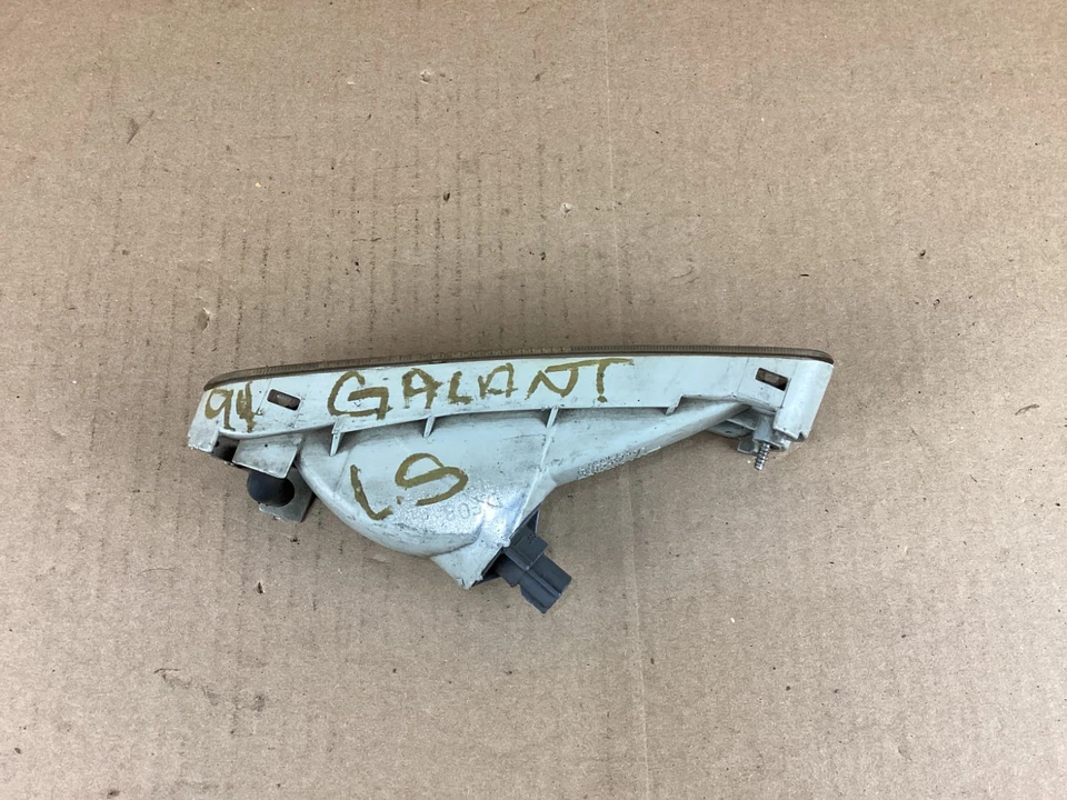 1994-1998 Mitsubishi Galant luz de seta dianteira esquerda do lado do motorista - Imagem 4 de 4