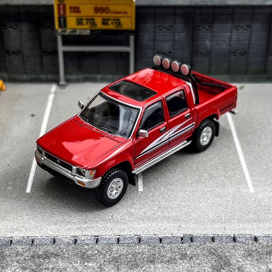 MASDI 1/64 Scale Toyota Hilux Pickup 1994 Red Diecast Car