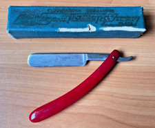 Rare VINTAGE Soviet STRAIGHT RAZOR WITH CASE "Gravura" USSR Etching 1963