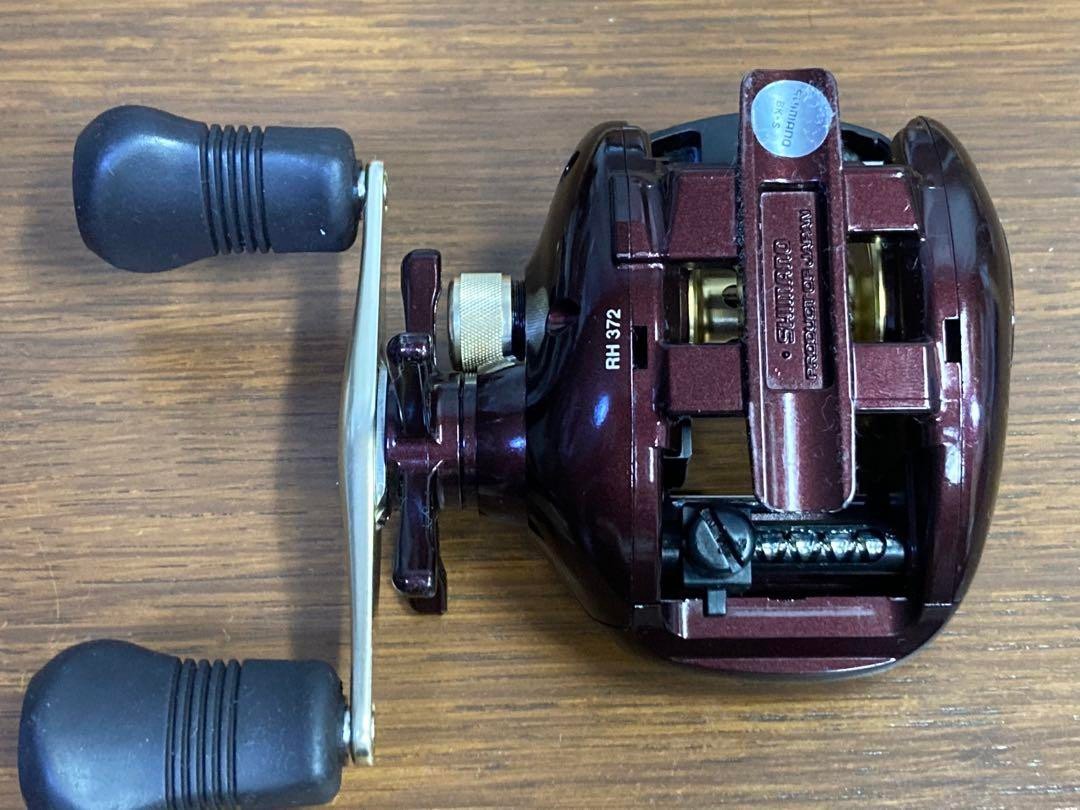 リール SHIMANO Scorpion Quickfire Shimano Scorpion Quick fire Baitcast Reel Right Hand from