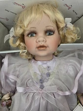 Vintage Duck House Heirloom Dolls Porcelain Beautiful Doll [Elsie DV20-9441]