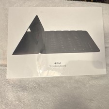 Apple iPad Smart Keyboard MX3L2LL/A Black Smart Connector Built-In Battery