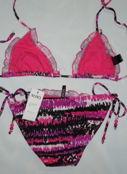 XOXO Traje de Baño Bikini Triángulo Deslizante Dos Piezas - Pequeño - Fucsia / Negro Foto 2 de 4