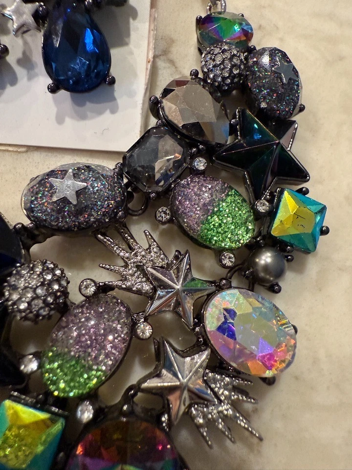 Betsey Johnson JUEGO DE COLLAR Y PENDIENTES PERFORADOS CON RACIMO DE ESTRELLAS Y PIEDRAS MIXTAS RARO Foto 4 de 4