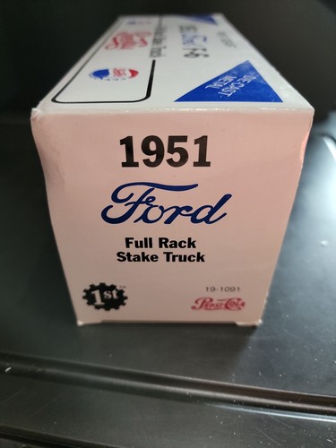 First Gear 1951 Ford F-6 Full Rack Stake Truck Pepsi-Cola 1:34 #19-1091 NIB - Picture 4 of 5