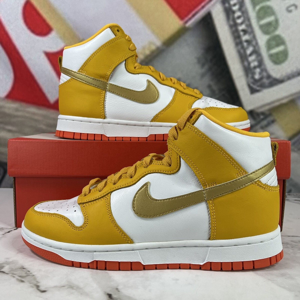 dunk high university gold
