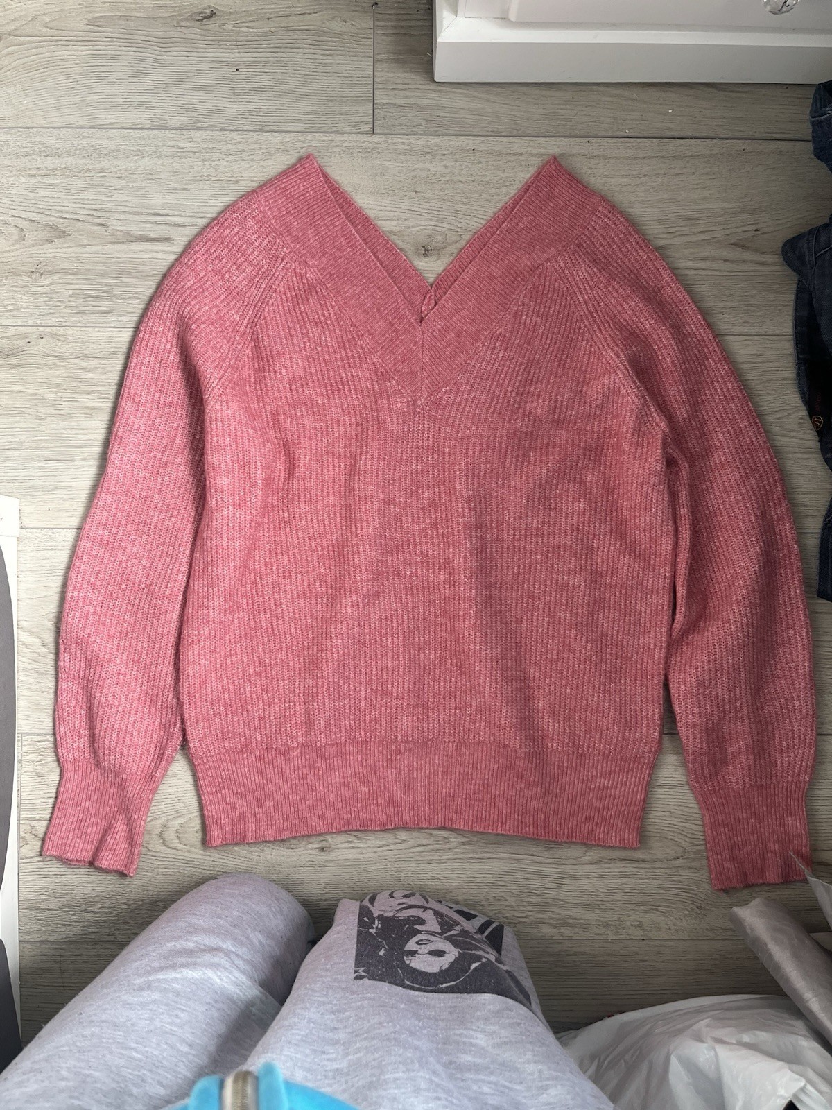Primark pink v neck jumper women’s size small
