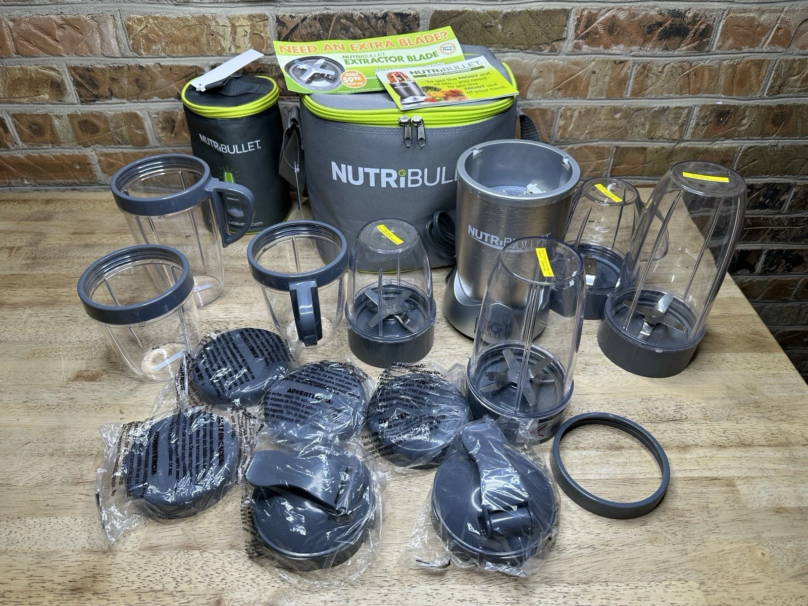 Nutribullet Pro 900 Series Magic Bullet Blender (7) Cups (4) Blades NB-WL007A-02